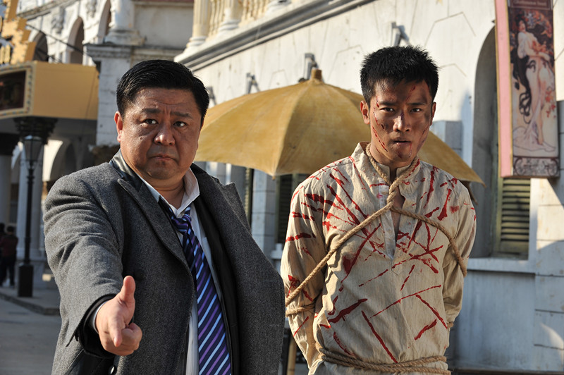 新闻资讯电视剧《猎狼人》2012-11-28分集剧情第1集第2集第3集第4集第