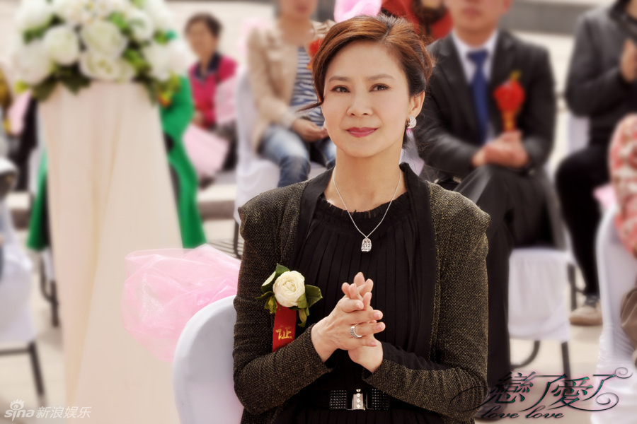 的贵公子萧晨,成功帅气,绅士痴情,与江昊天几乎同时遇到女主角沈美溪