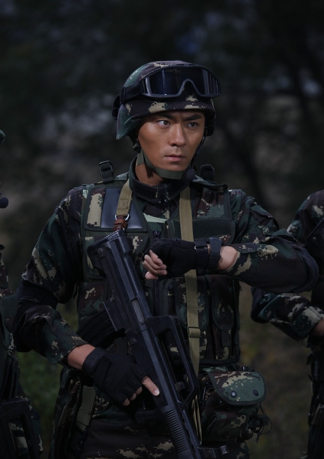 热血尖兵资料页_娱乐资料库_新浪娱乐_新浪网