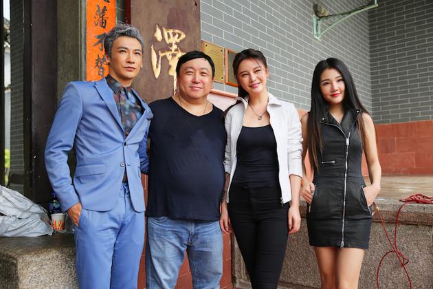 黑白迷宫资料页_娱乐资料库_新浪娱乐_新浪网