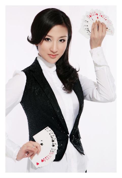 赵育莹资料页_娱乐资料库_新浪娱乐_新浪网