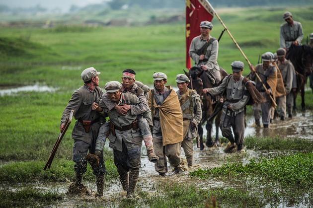 海报剧照剧情:  为隆重纪念红军长征胜利会师八十周年,重大革命历史