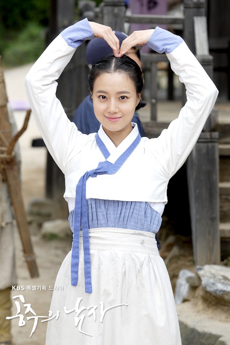 海报剧照剧情:  史称癸酉靖难的历史事件发生的前一年,世祖首阳大君