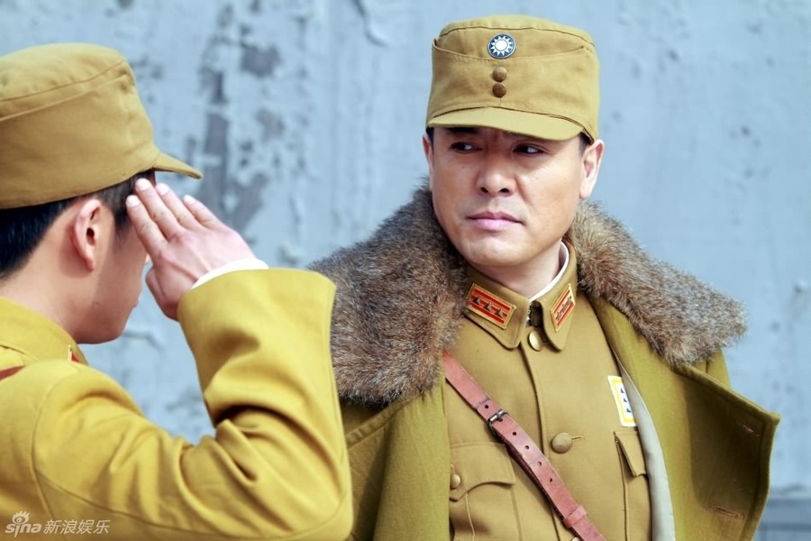 幕后花絮临时演员张涛曾拍了一个小时左右的骑马戏,大腿跟屁股都麻木