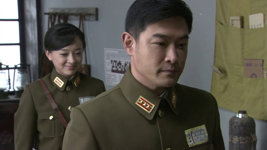 罗龙镇女人资料页_娱乐资料库_新浪娱乐_新浪网