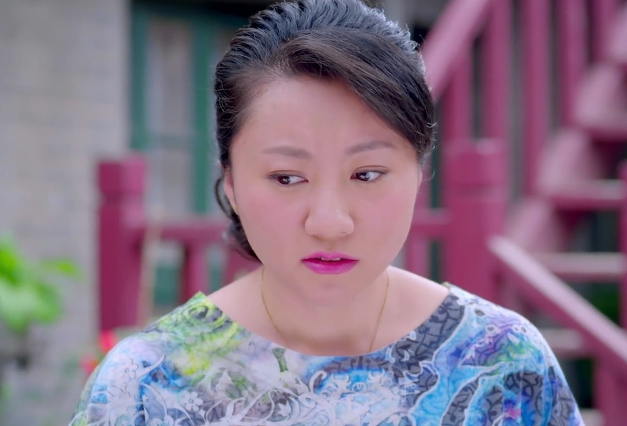 幕后花絮剧中,李幼斌再次饰演老头儿,坦言起初会嫌弃自己不够老,只要