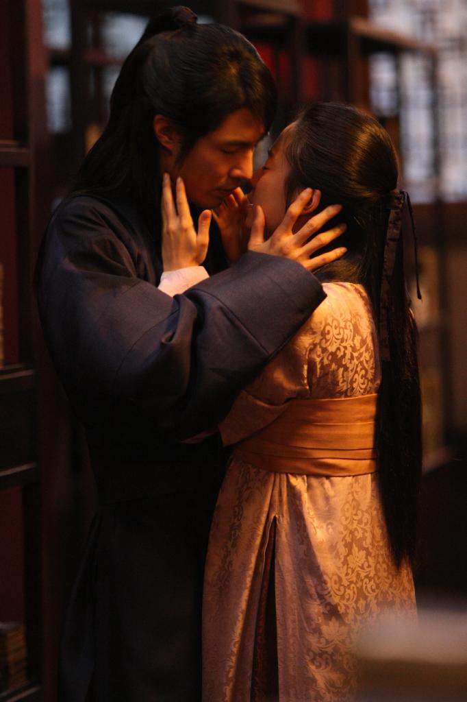 霜花店资料页_娱乐资料库_新浪娱乐_新浪网