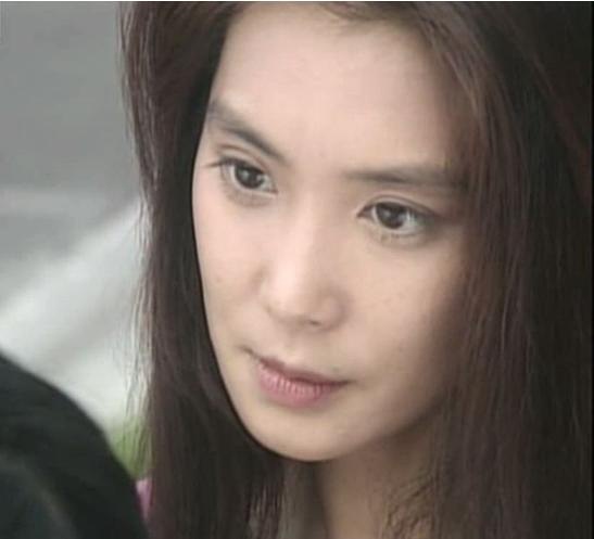 海报剧照剧情:星野达郎(武田鉄矢 饰),42岁,某建设管理公司的万年系长