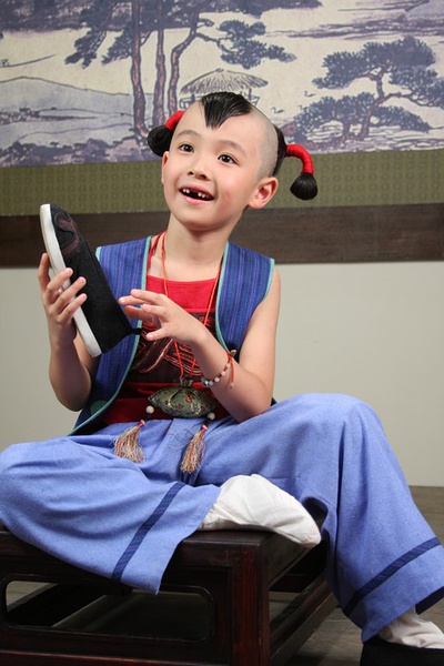 万卷楼资料页_娱乐资料库_新浪娱乐_新浪网