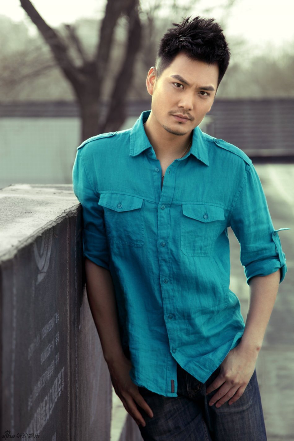 张译文资料页_娱乐资料库_新浪娱乐_新浪网