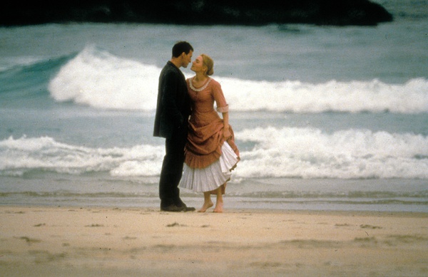 幕后花絮电影《无名的裘德》改编自英国著名小说家托马斯-哈代的同名