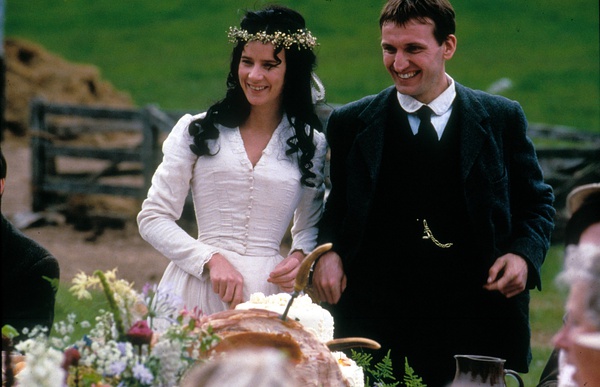 幕后花絮电影《无名的裘德》改编自英国著名小说家托马斯-哈代的同名