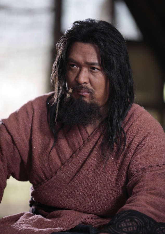 海报剧照剧情:大舜是四千六百多年前的上古英雄,由于他"至孝"的名声