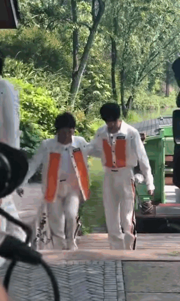 搞怪二人组