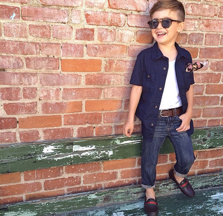 四个网红加一起才30岁 这个拼颜值的岁月还要拼年纪