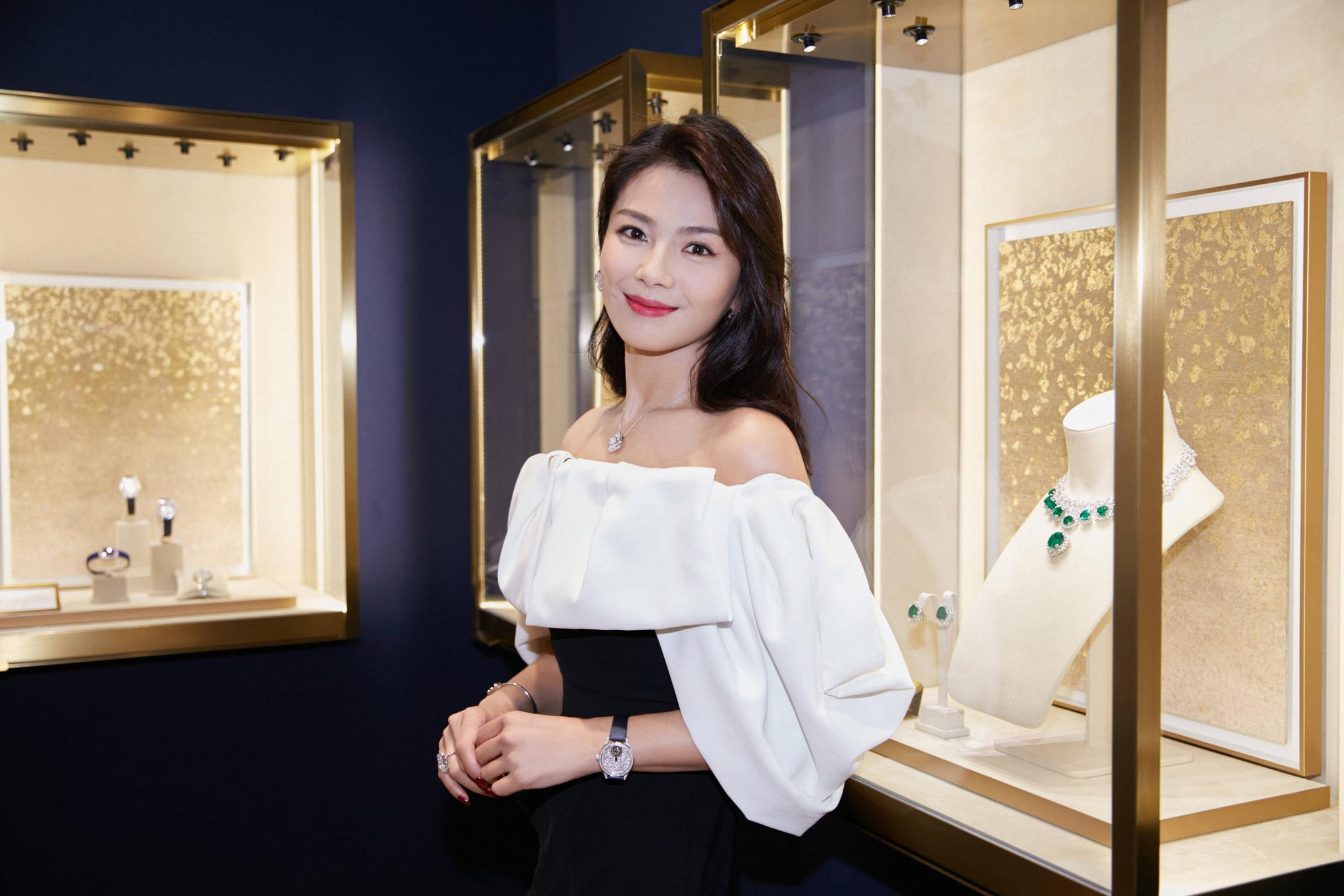 Chopard萧邦品牌大使刘涛出席2021“钟表与奇迹”上海高级钟表展