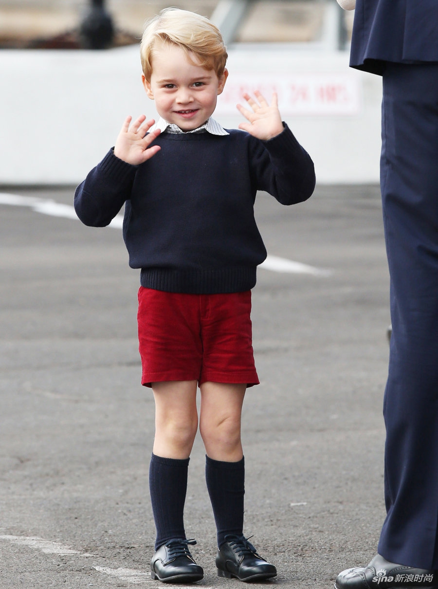 英国王室的移动表情包乔治小王子4岁啦!