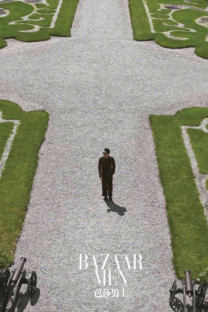 仙剑男神胡歌赤脚口琴演绎随性洒脱个性十足(图)