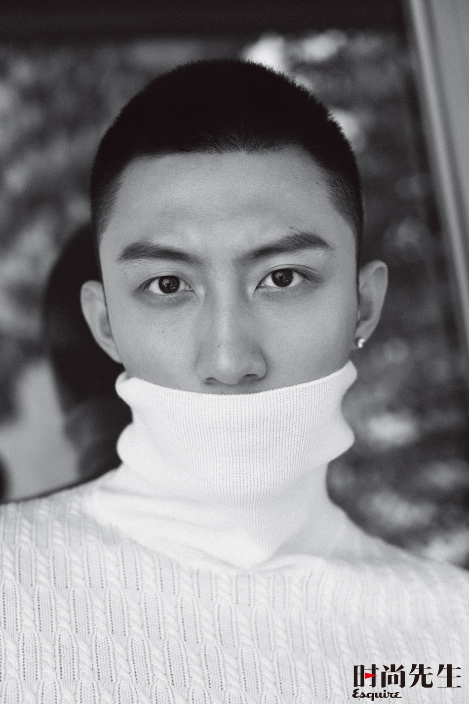 黄景瑜全新时尚大片 寸头演绎别样魅力