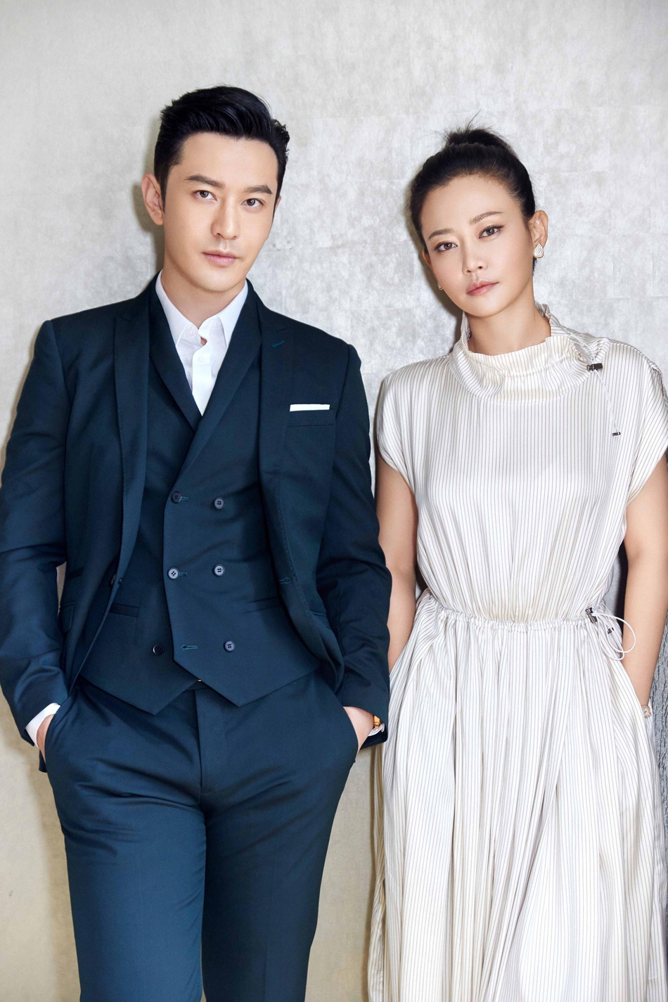 明星爱大牌:黄晓明谭卓电影首映 干练着装气场全开