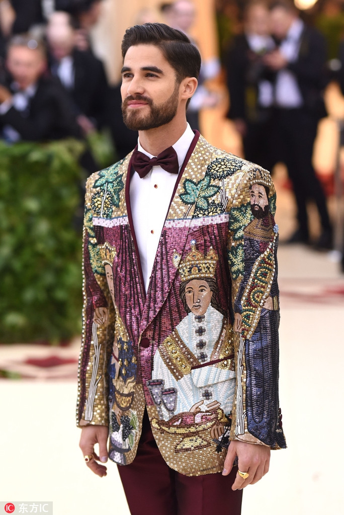 达伦克里斯亮片艺术印花西装出席metgala
