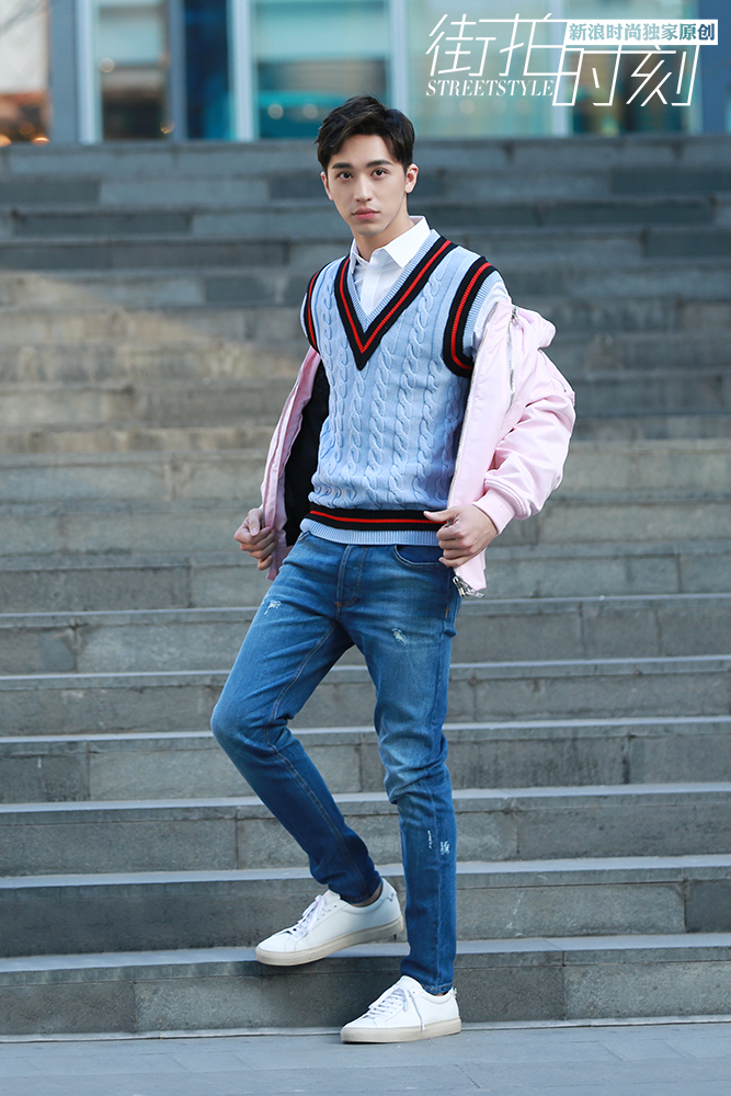 街拍时刻许魏洲行走的好衣架之暖男格调