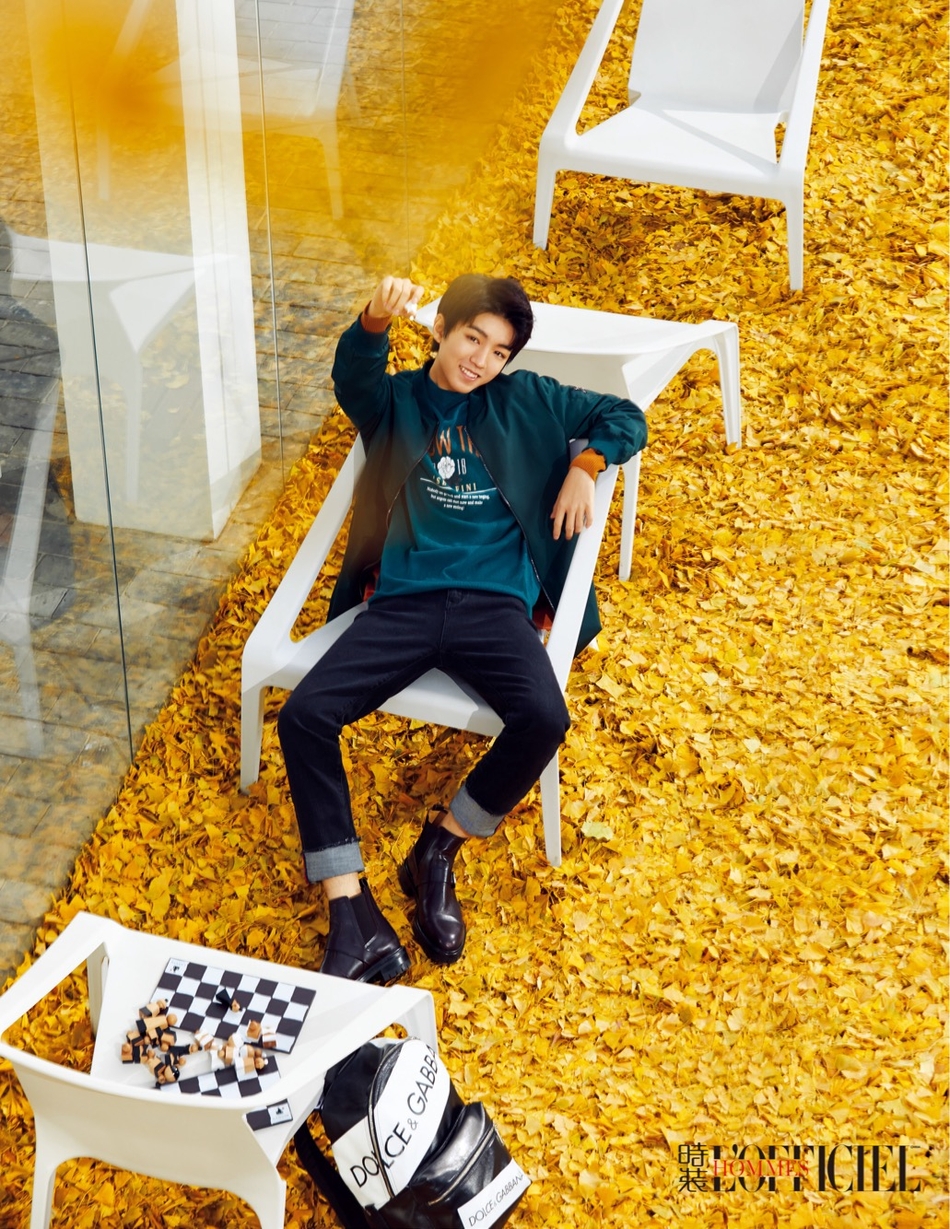 王俊凯大片曝光双封开年 演绎双面本色赤诚