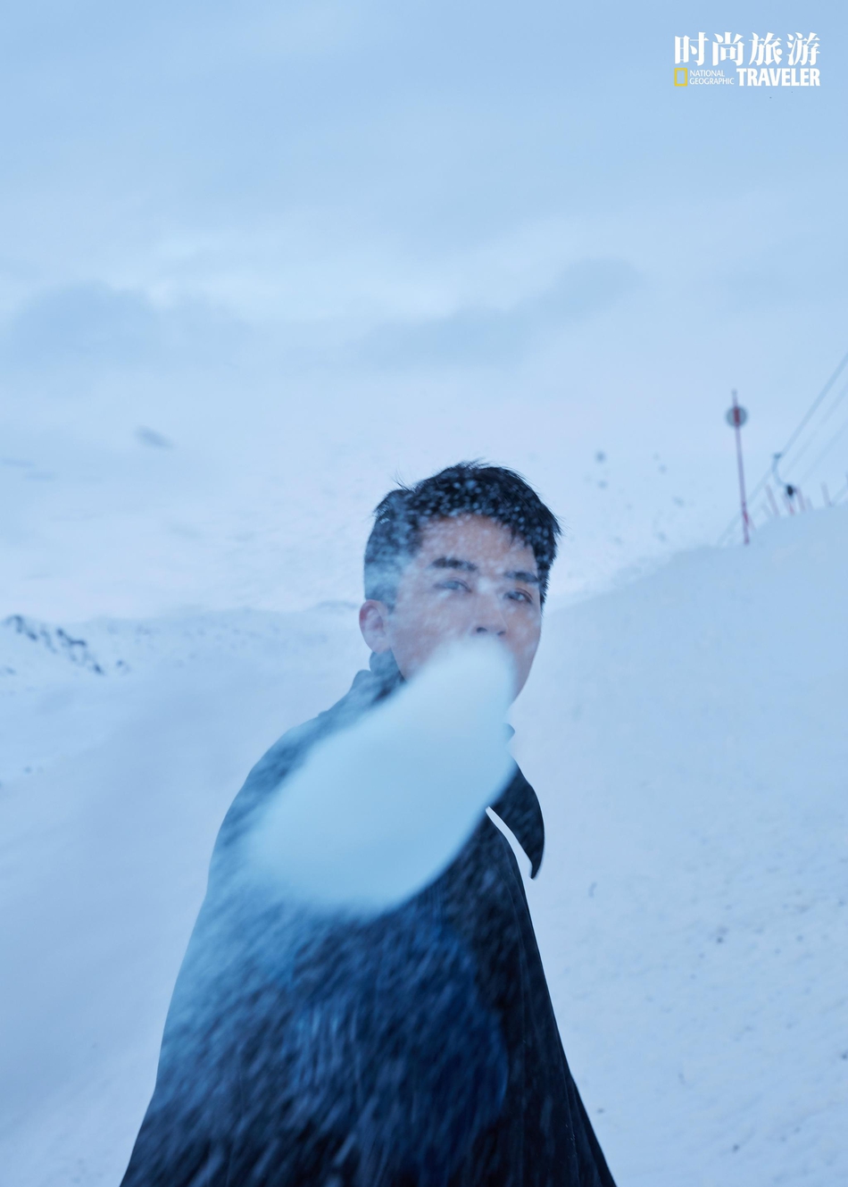 时政 各地要闻 > 文章    凌峰摇头,抬头看着贝饭菜板澳门大步a ian猎