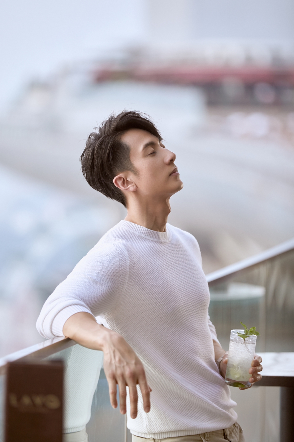 型男吴尊最新写真曝光 完美身材演绎经典黑白色系_高清图集_新浪网