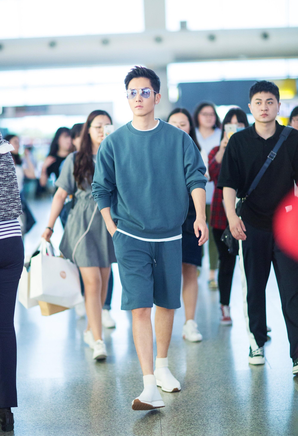 每日美搭 盛一伦示范潮范儿运动装