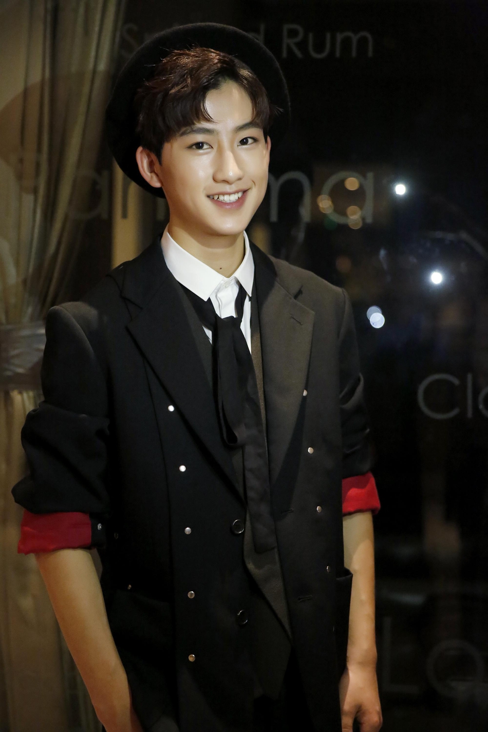 十二星宿风之少年写真曝光 复古摩登