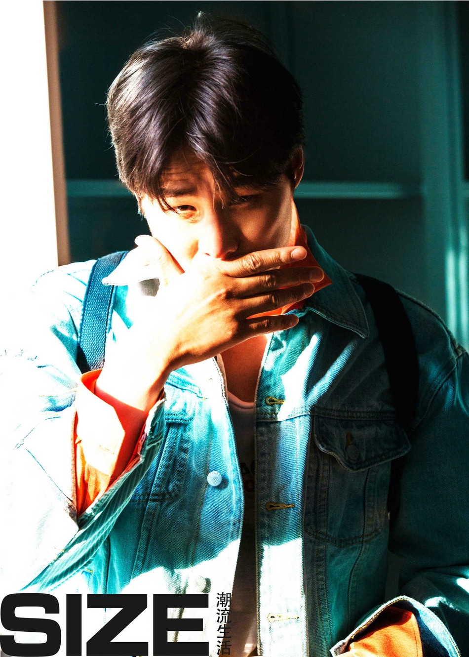 李振寻觅80时尚风 男友力魅力十足