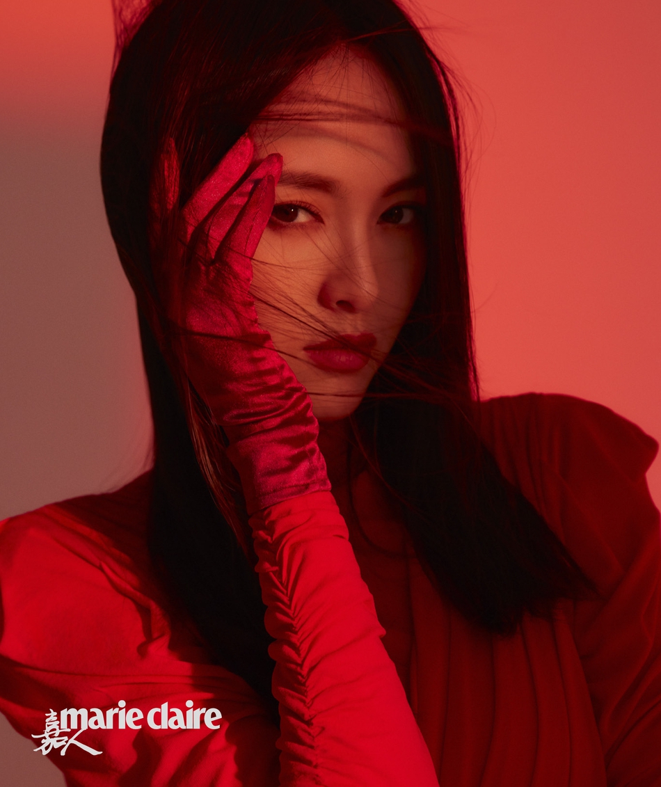 唐嫣登《嘉人marieclaire》封面 光影大片英气魅惑