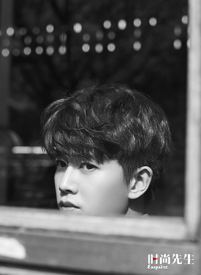 任嘉伦时尚大片曝光 少年感与成熟力的独特交错