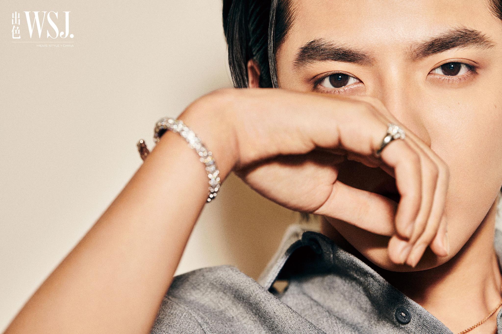 吴亦凡登《出色wsj.》九月刊封面故事「后偶像时代」