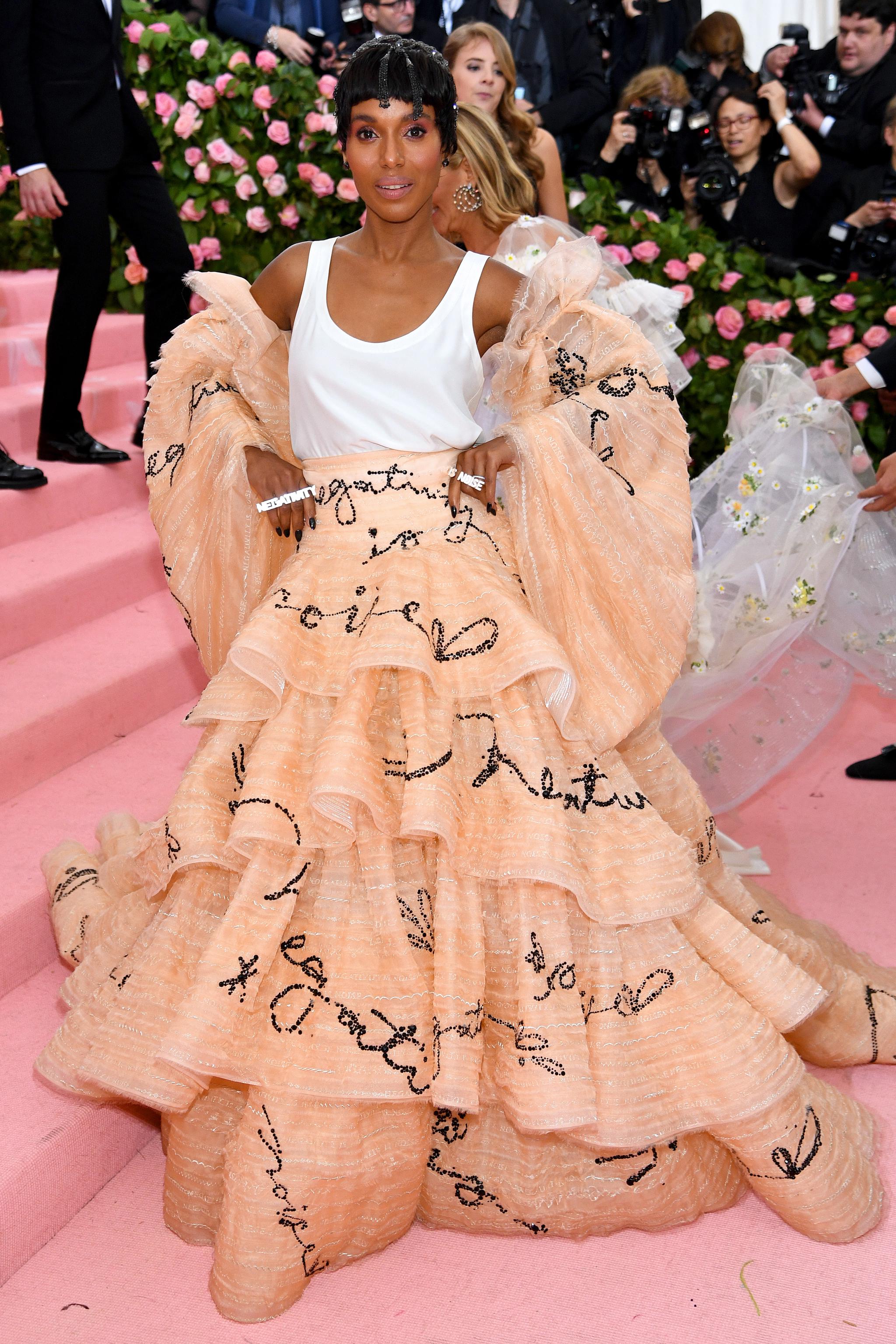 Kerry Washington 穿Tory Burch蛋糕裙