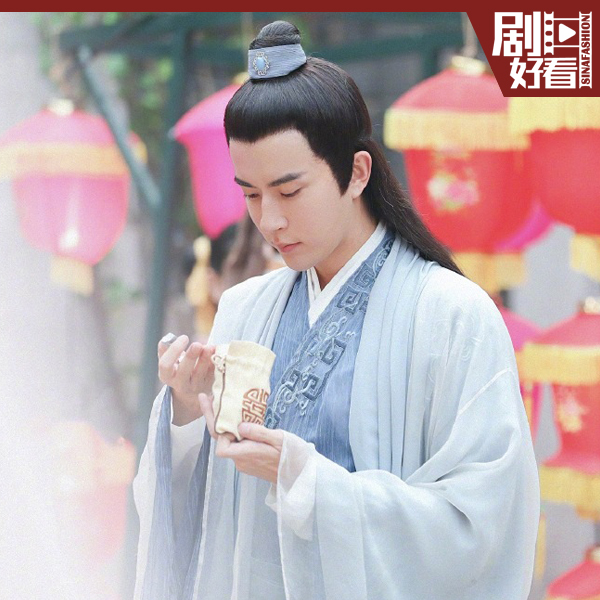 于朦胧低头杀