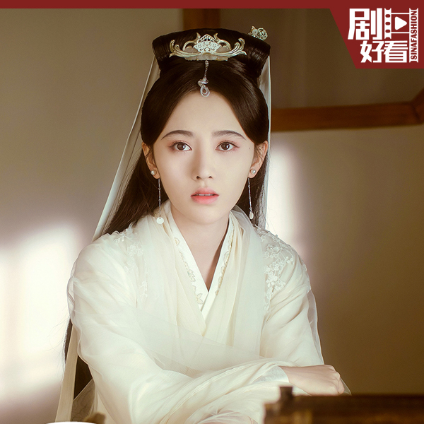 鞠婧祎