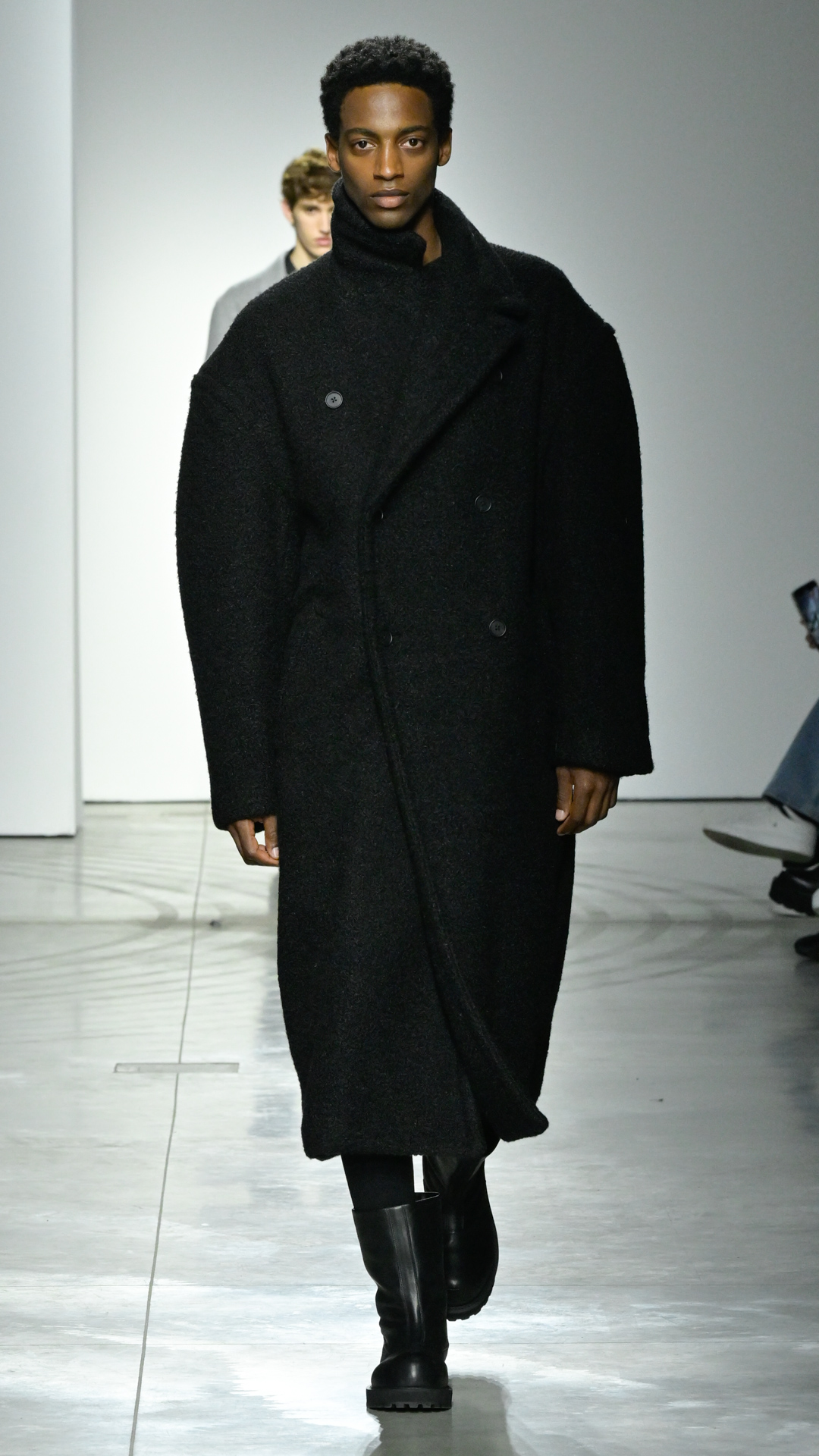 Onitsuka_Tiger_FW23-24_Look_09