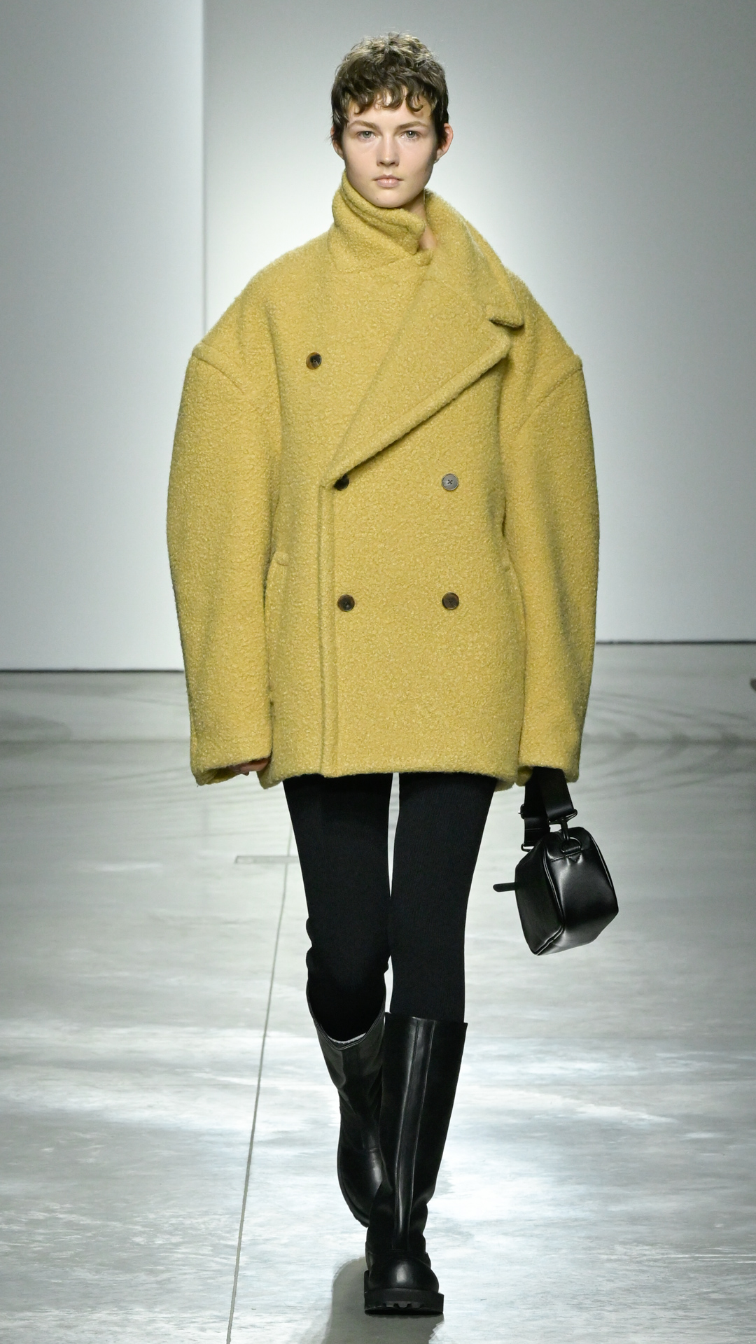 Onitsuka_Tiger_FW23-24_Look_04