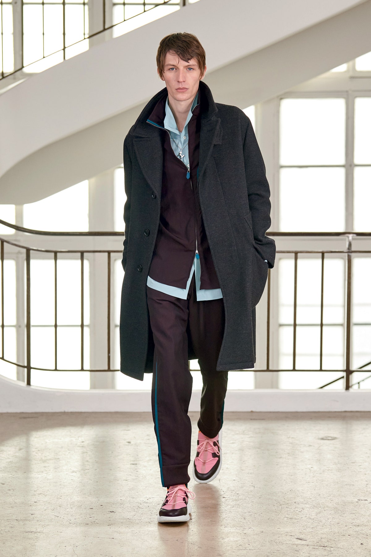 hermès 2021秋冬男装系列:像一位与崩溃和解的成年人