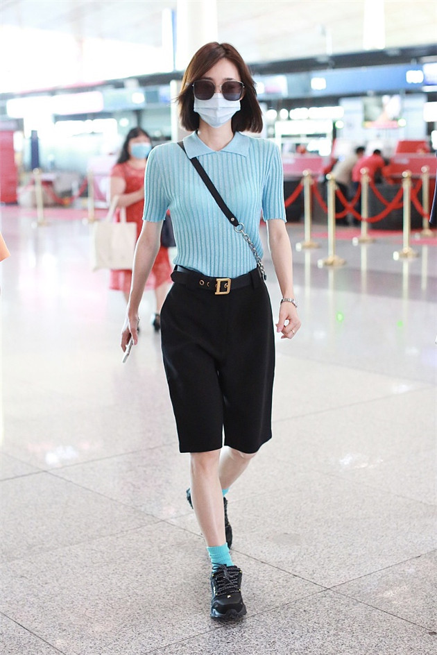 王丽坤