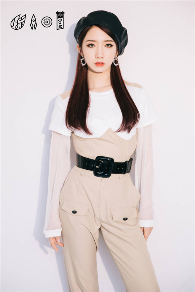 孟美岐造型