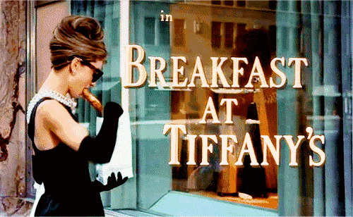 《蒂凡尼的早餐》片段