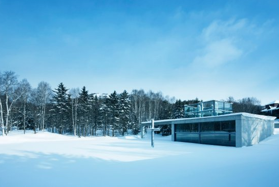 92岁大师遗作曝光 30年手稿终建成彩虹教堂