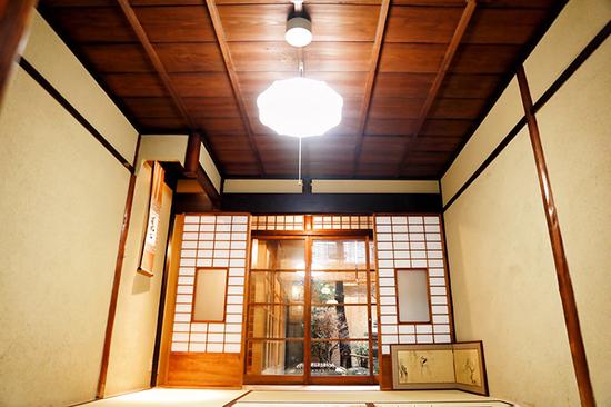 生活在老町屋中，可以感受到日本的传统文化与艺术