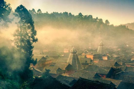 他拍遍中国半壁江山带观众邂逅华夏极致风光