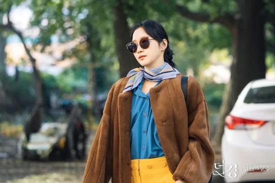 她身上与生俱来的“少女感”气质总有让人心头一软的魔力