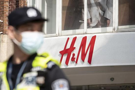 H&M在“新疆棉事件”之后受到了中国消费者的强烈抵制