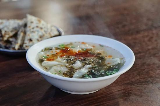 这个“老天爷赏饭吃”的城市 早就不该低调了